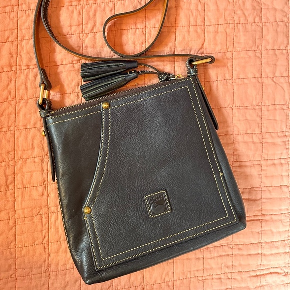 Dooney & Bourke Crossbody Purse - Picture 1 of 3